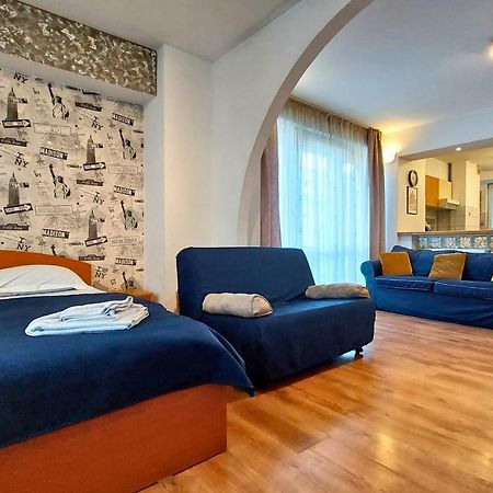 Comfy&Bright 2Bd Family-Friendly Apt Amazing View Bukarest Eksteriør billede