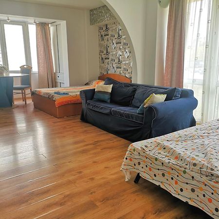 Comfy&Bright 2Bd Family-Friendly Apt Amazing View Bukarest Eksteriør billede