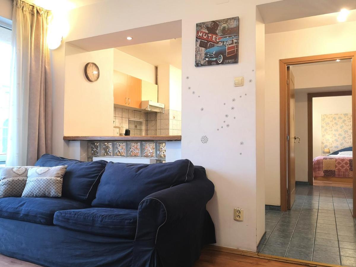 Comfy&Bright 2Bd Family-Friendly Apt Amazing View Bukarest Eksteriør billede