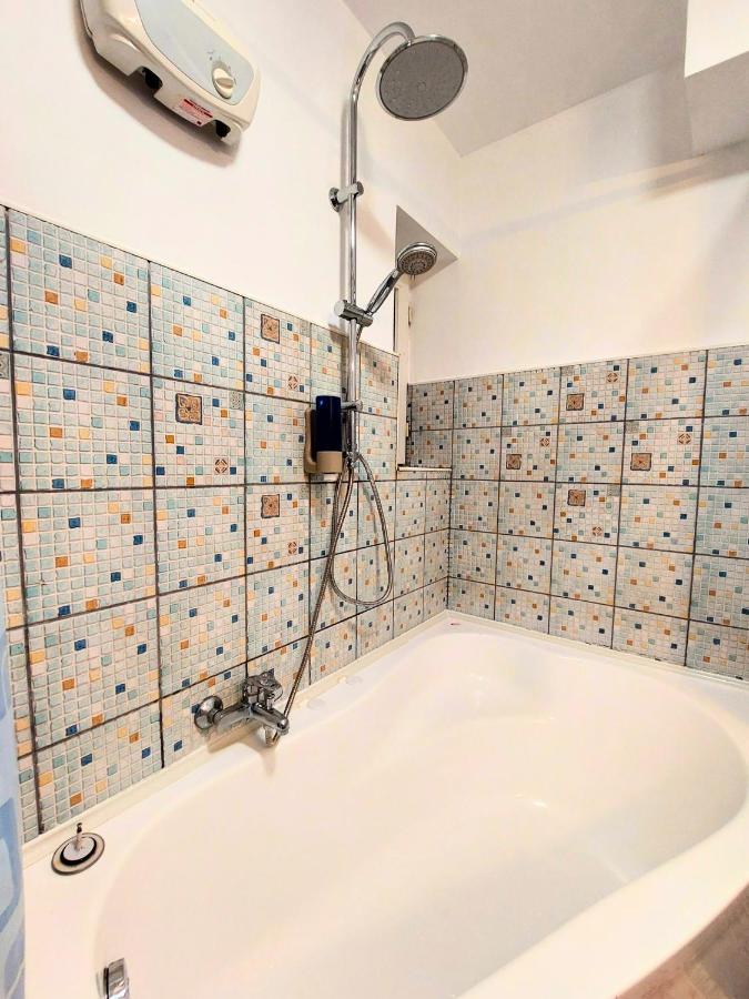 Comfy&Bright 2Bd Family-Friendly Apt Amazing View Bukarest Eksteriør billede