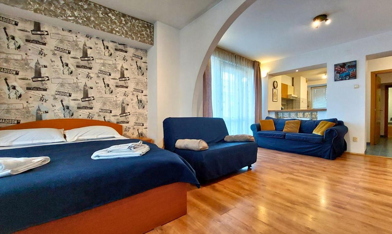 Comfy&Bright 2Bd Family-Friendly Apt Amazing View Bukarest Eksteriør billede